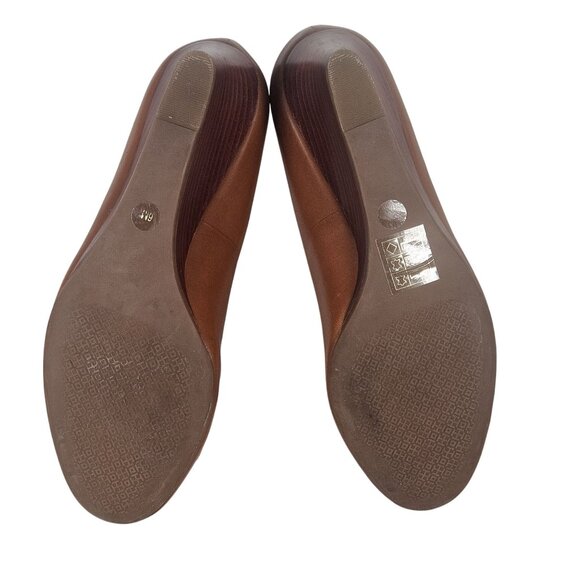 Tory Burch Women Cognac Wedge Pumps 6M Leather Logo, Fall Preppy, Quiet Luxury - Picture 5 of 15